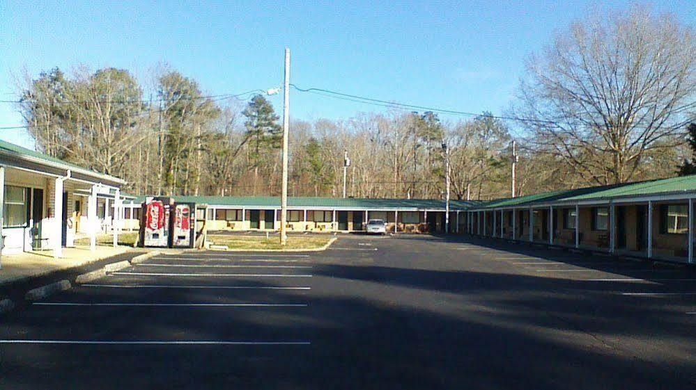 Liberty Inn Scottsboro Extérieur photo